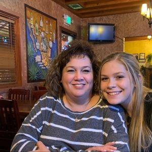 Meet your Posher, Angela